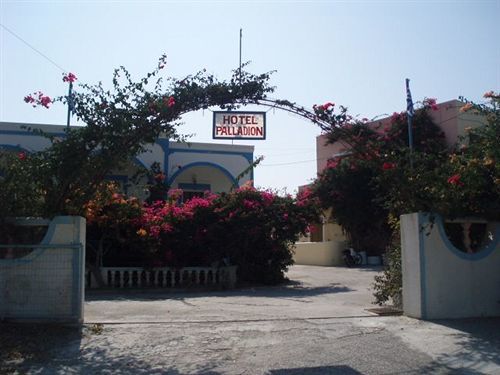 Hotel Palladion Karterádos Exterior foto
